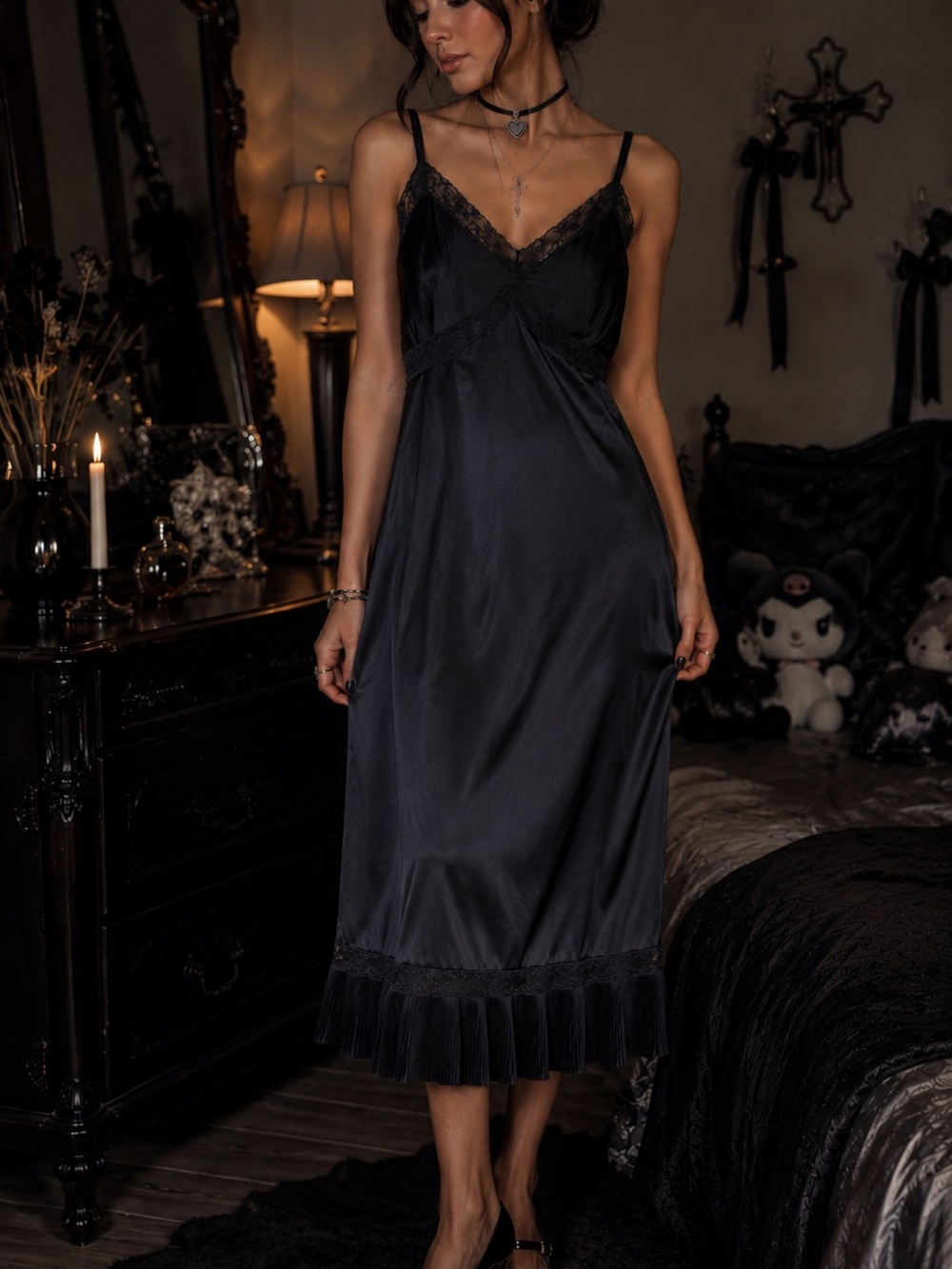 Vintage Vanity Fair Navy Lace Slip Dress Dark Coquette Romantic Midi 9